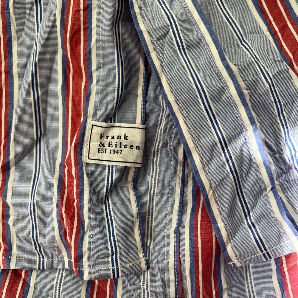 Frank and Eileen Barry Crinkle Woven Button Up Shirt - Picture 12 of 13